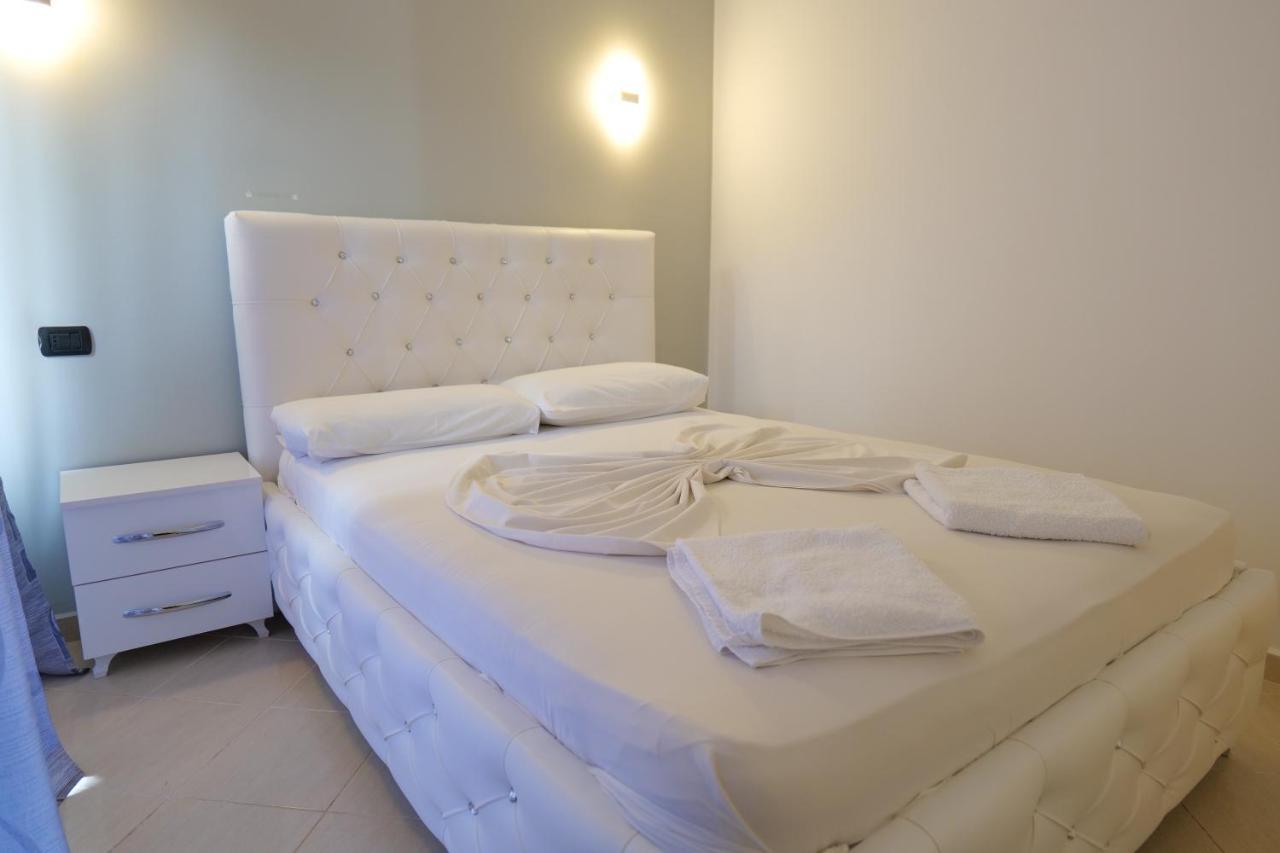 Hotel Dior Sarandë Exteriér fotografie