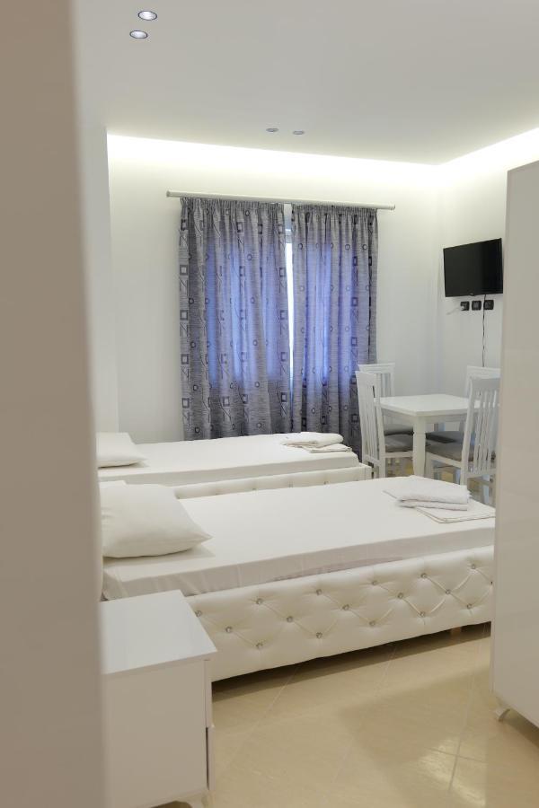 Hotel Dior Sarandë Exteriér fotografie